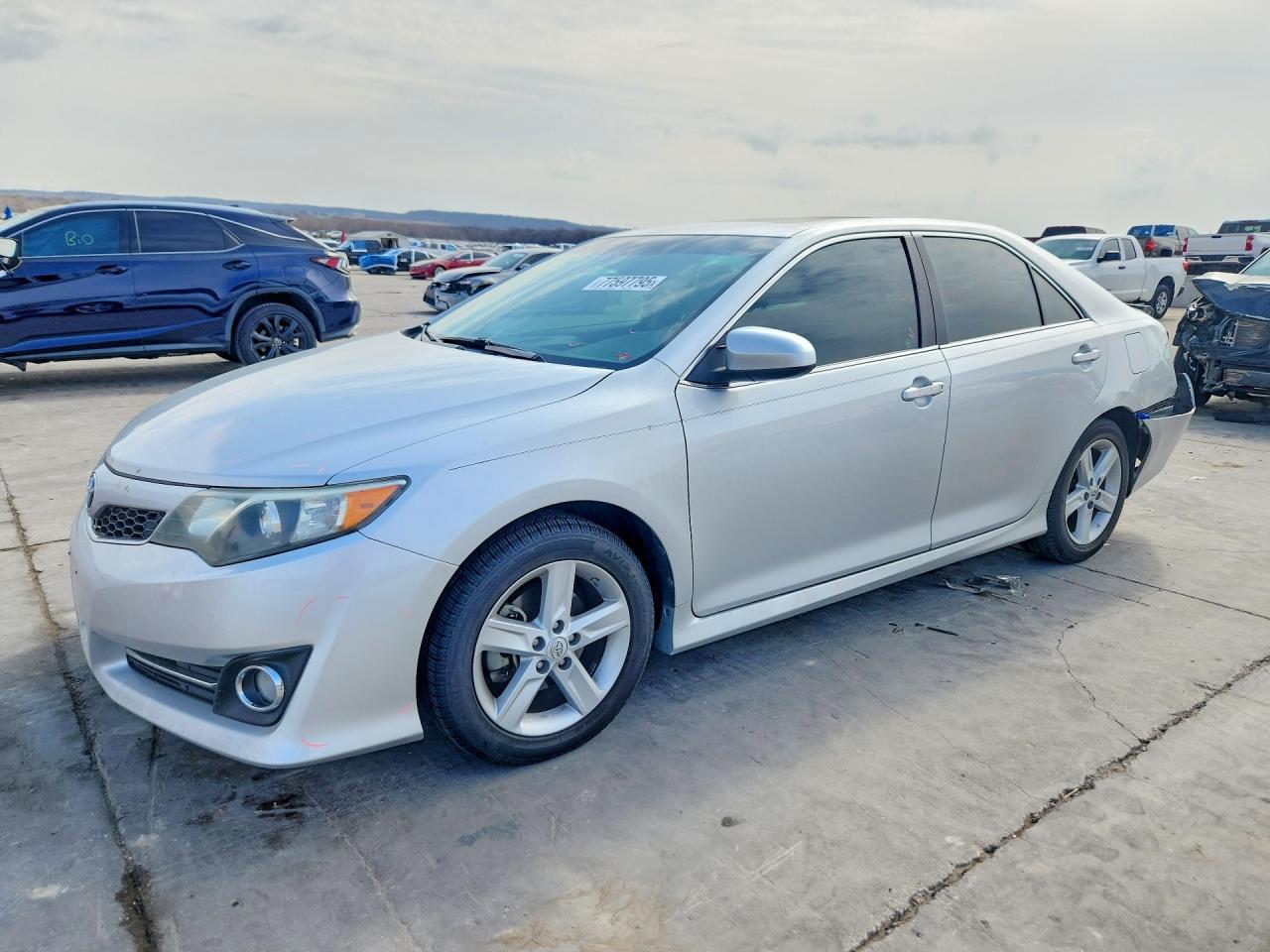 2012 TOYOTA CAMRY
