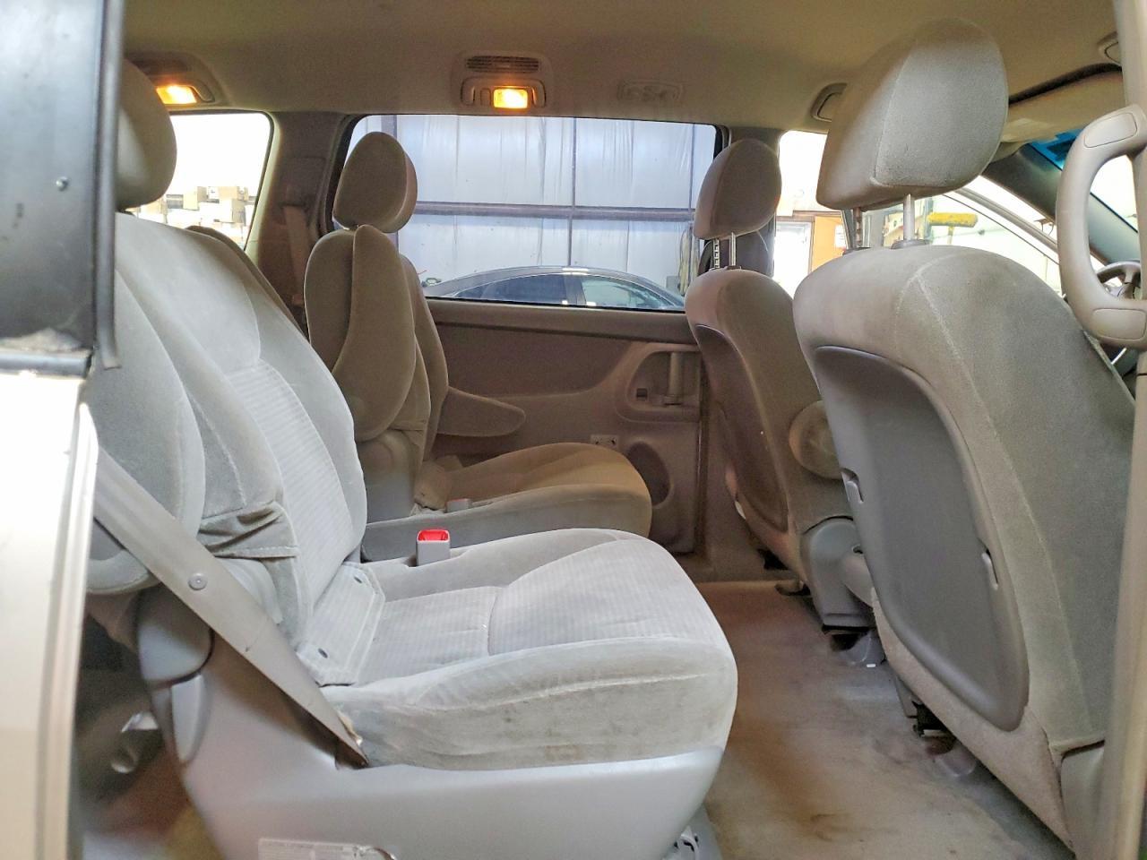 2007 TOYOTA SIENNA