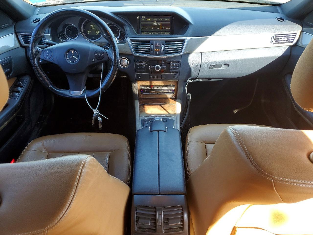 2010 MERCEDES-BENZ E-Class