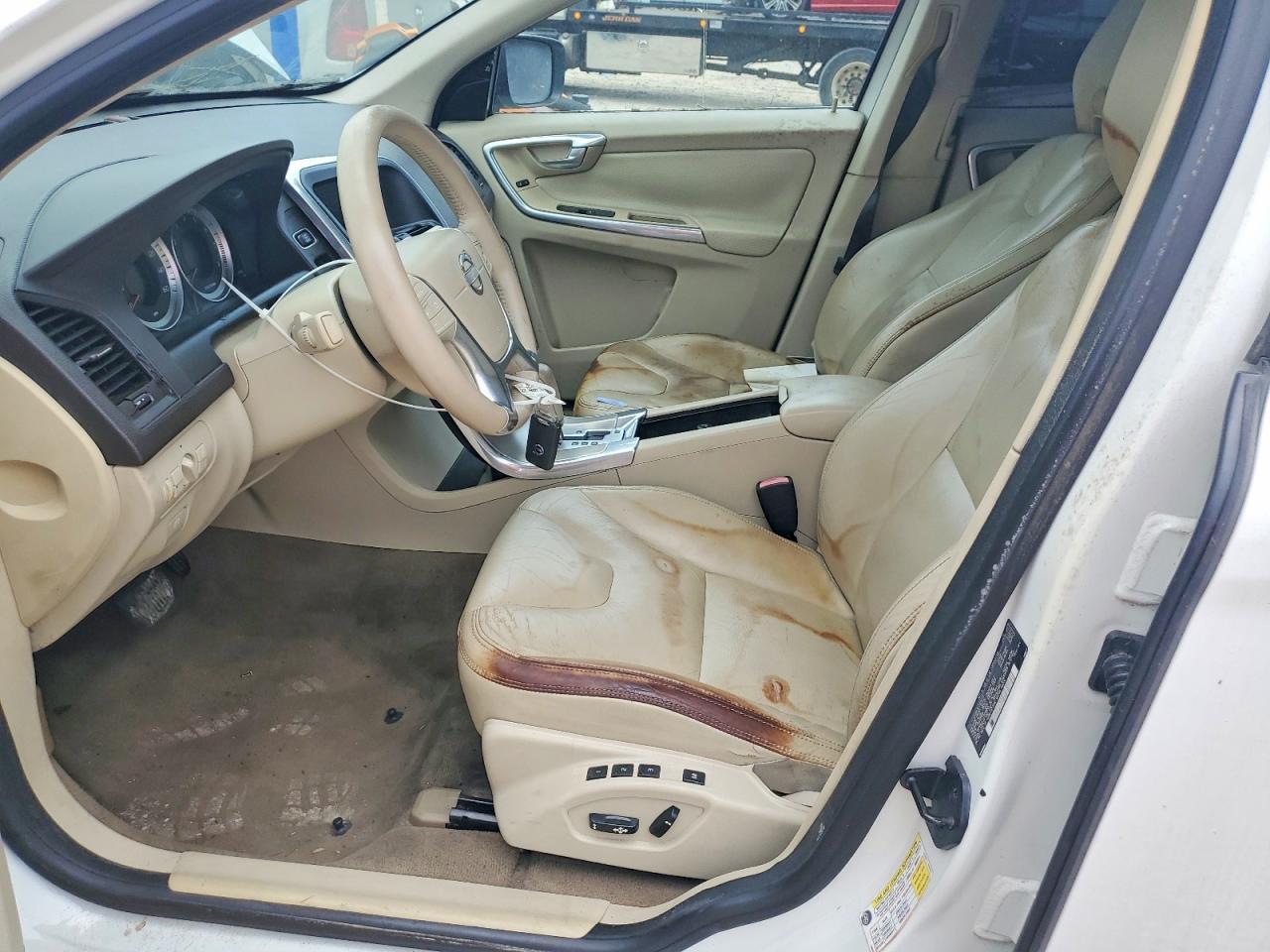 2012 VOLVO XC60