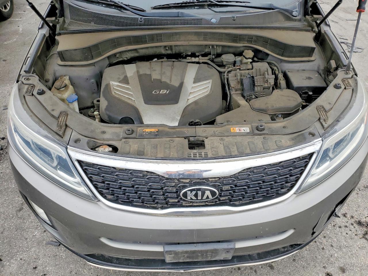 2014 KIA SORENTO