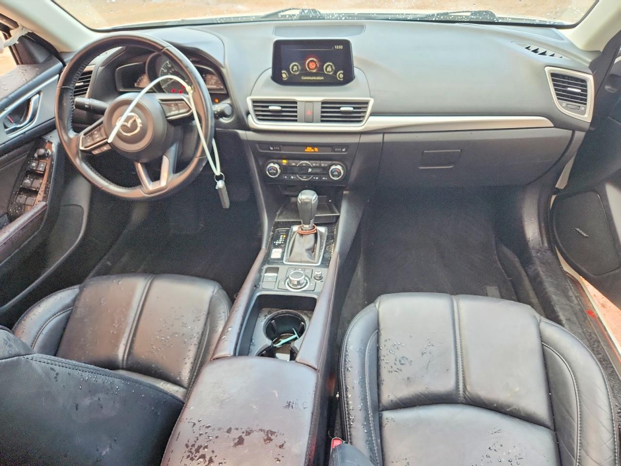 2018 MAZDA 3