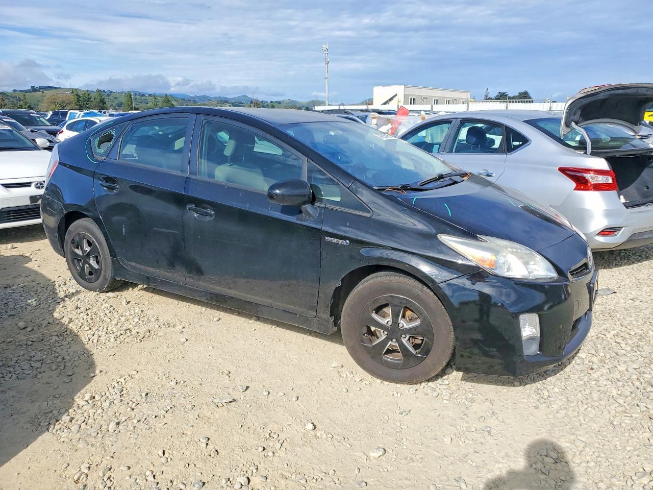 2011 TOYOTA PRIUS