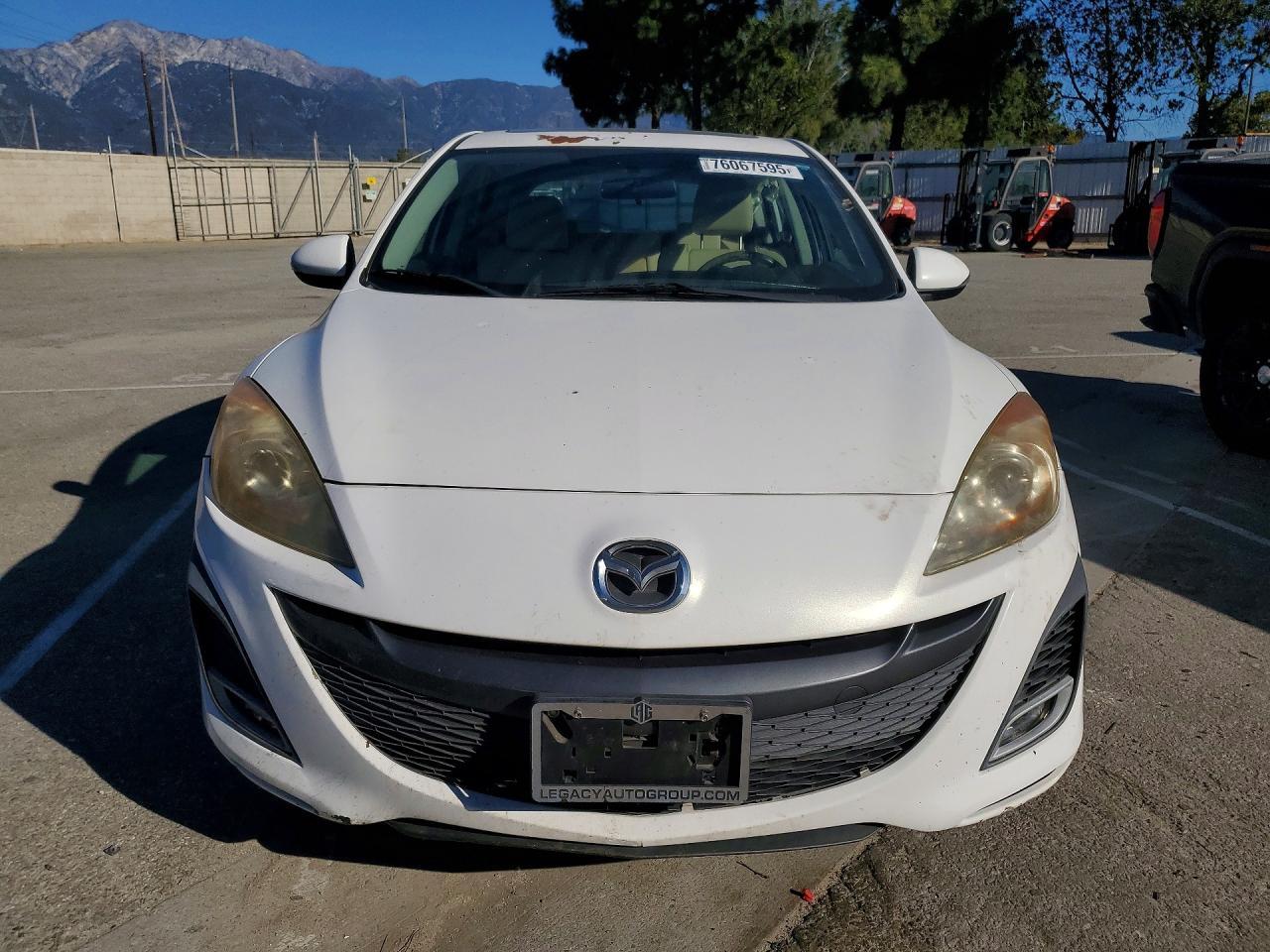 2010 MAZDA 3