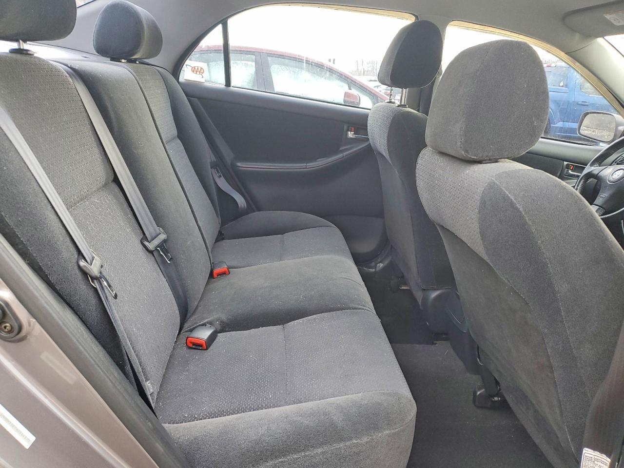 2004 TOYOTA COROLLA