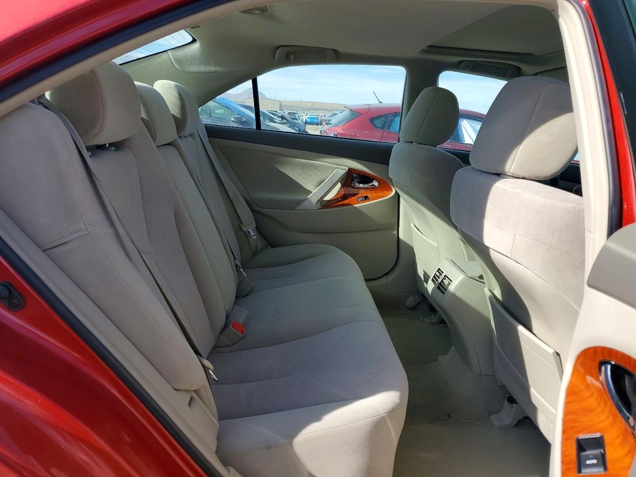 2011 TOYOTA CAMRY