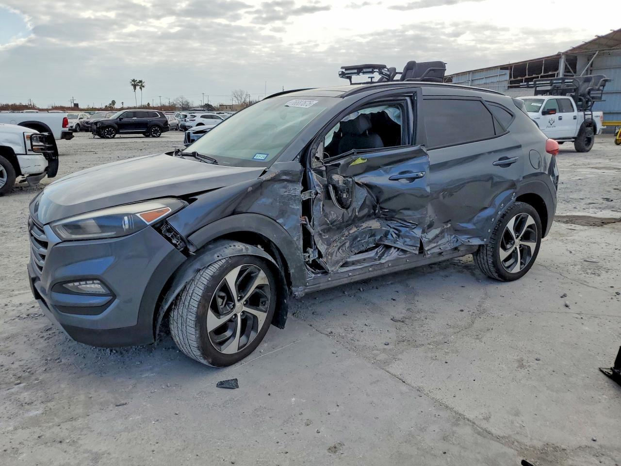 2018 HYUNDAI TUCSON