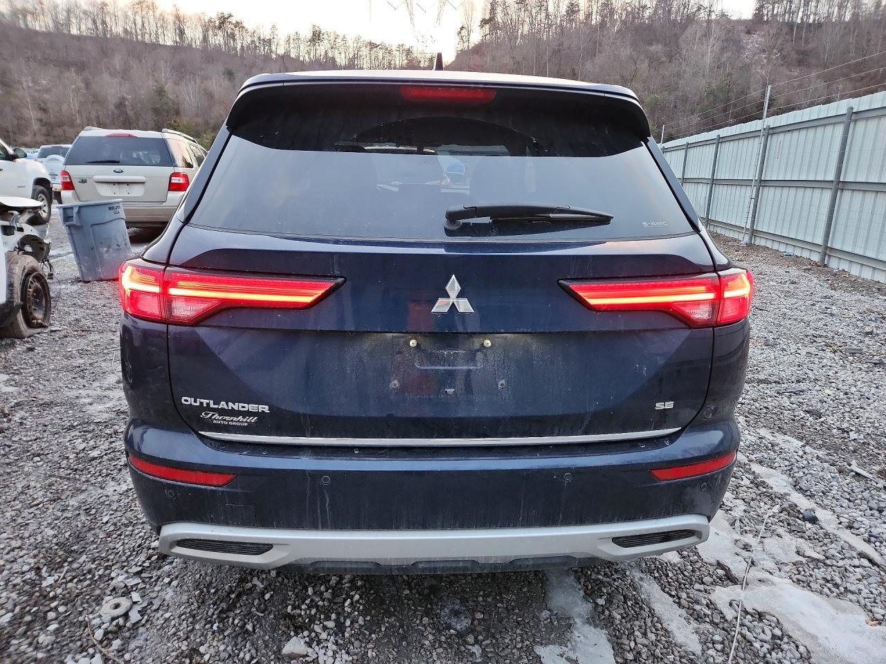 2022 MITSUBISHI outlander