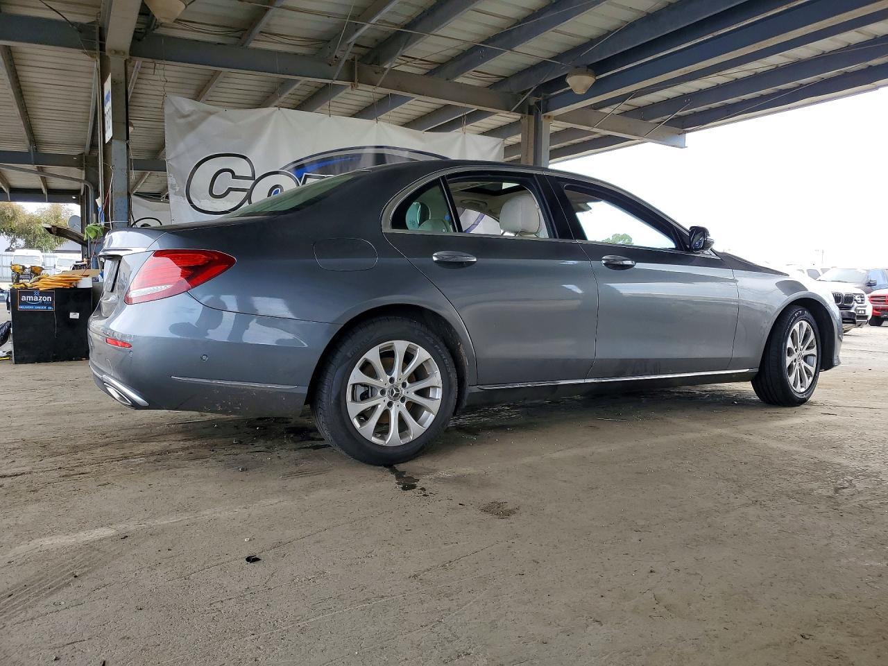 2017 MERCEDES-BENZ E-Class
