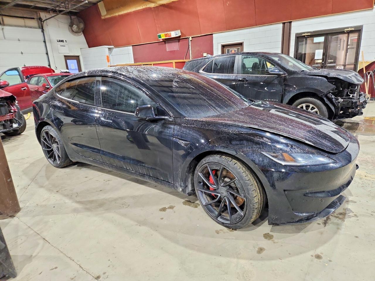 2025 TESLA MODEL 3