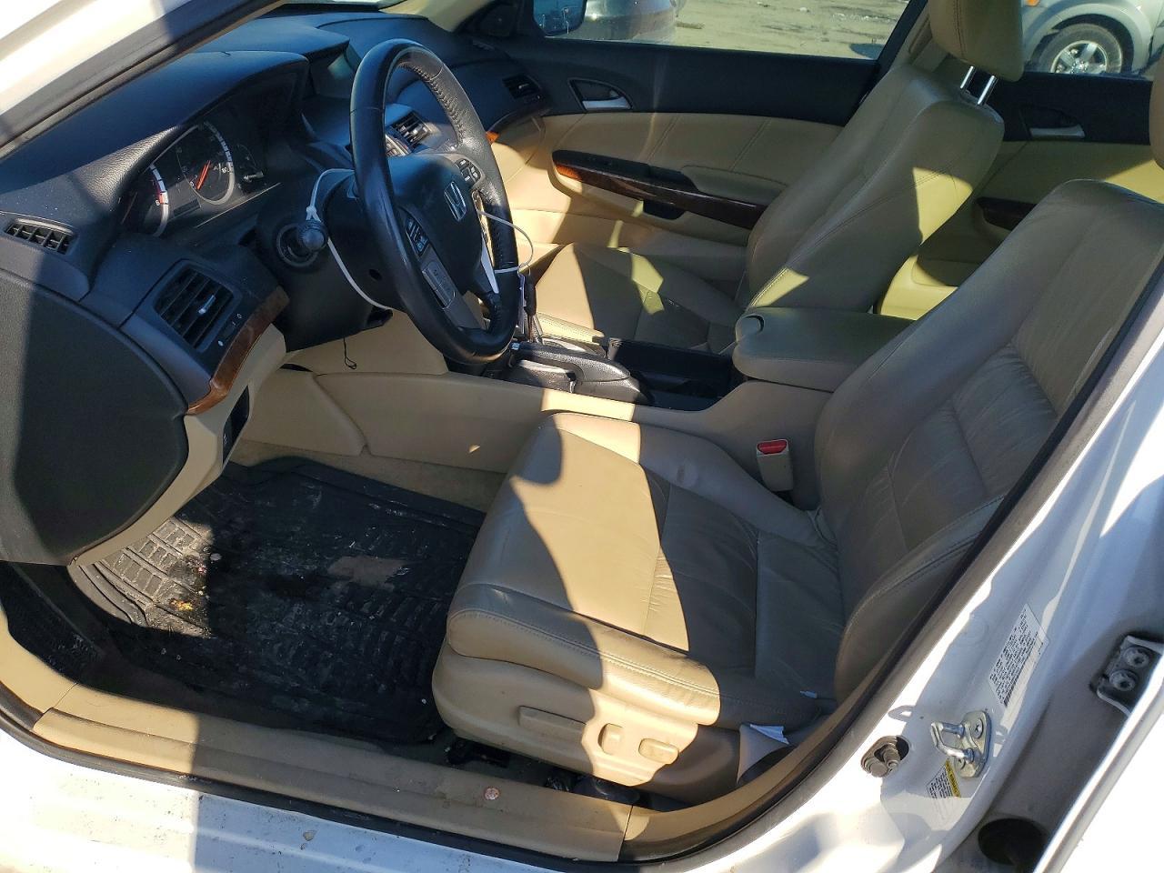 2011 HONDA ACCORD