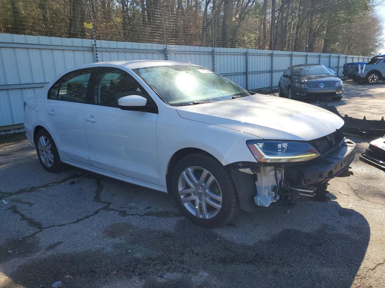 2018 VOLKSWAGEN JETTA