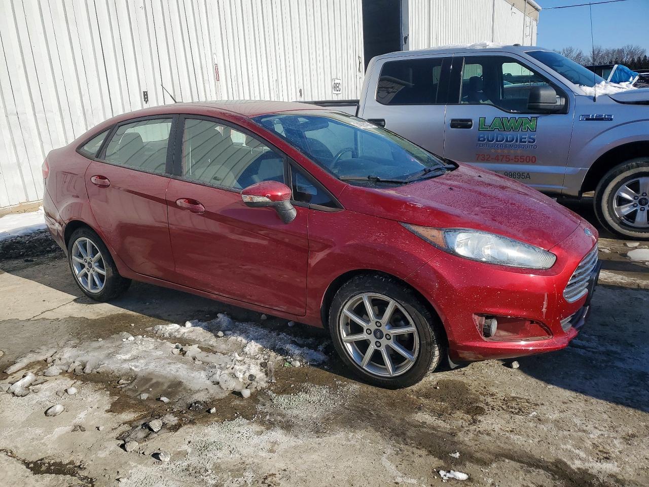 2015 FORD Fiesta