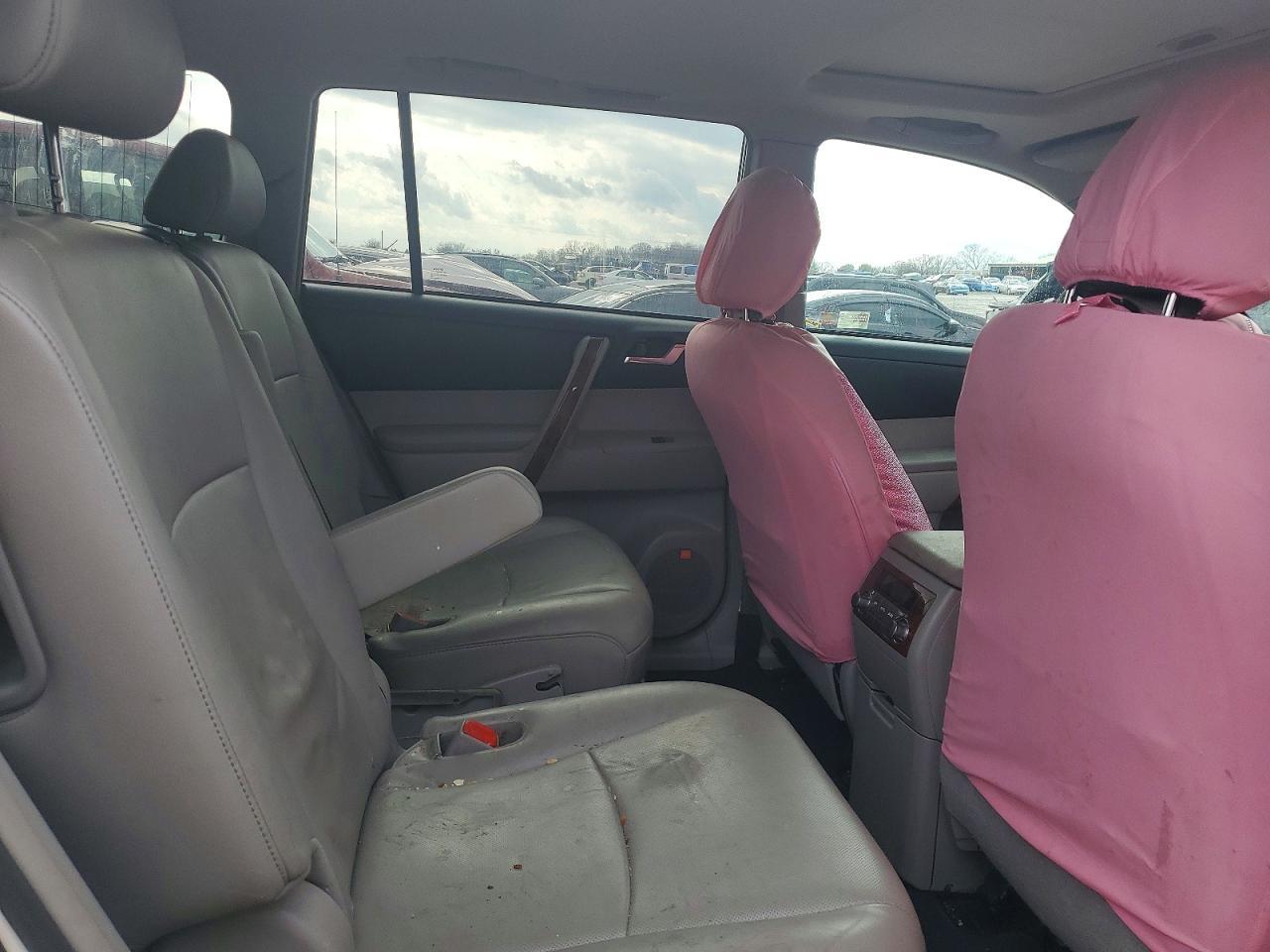 2013 TOYOTA HIGHLANDER