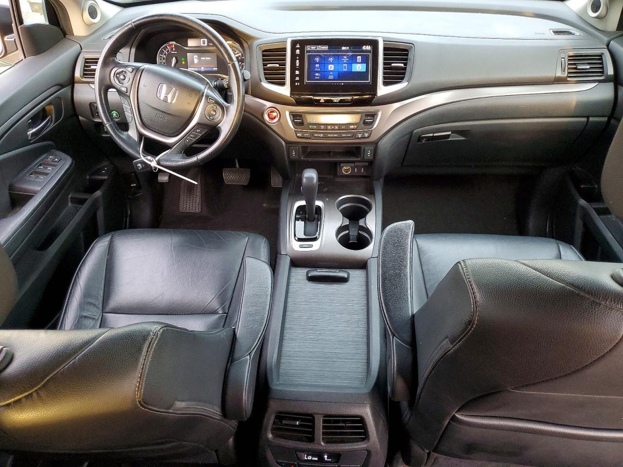 2017 HONDA PILOT
