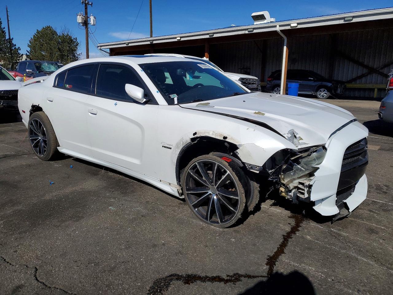 2013 DODGE CHARGER