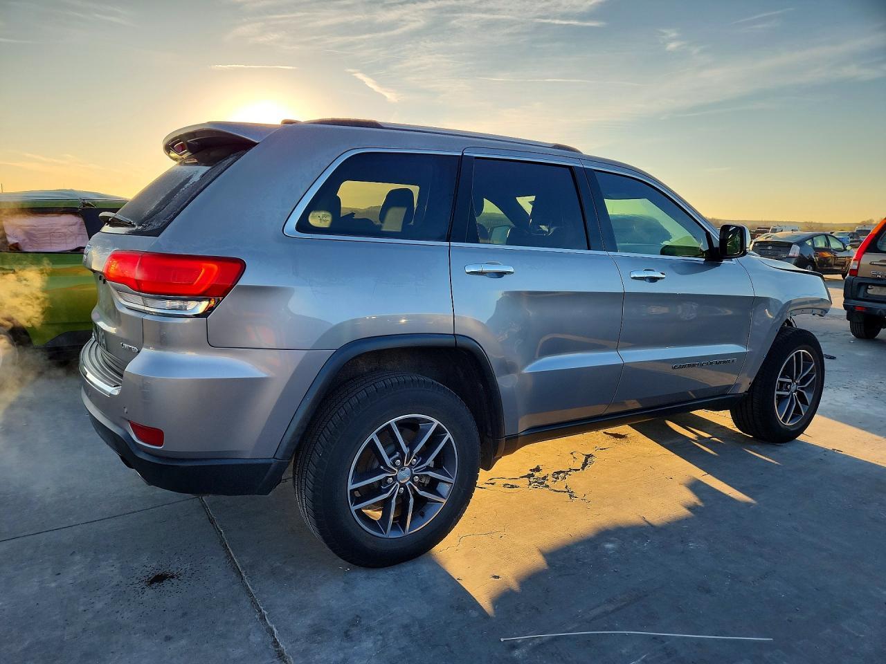 2017 JEEP Grand Cherokee