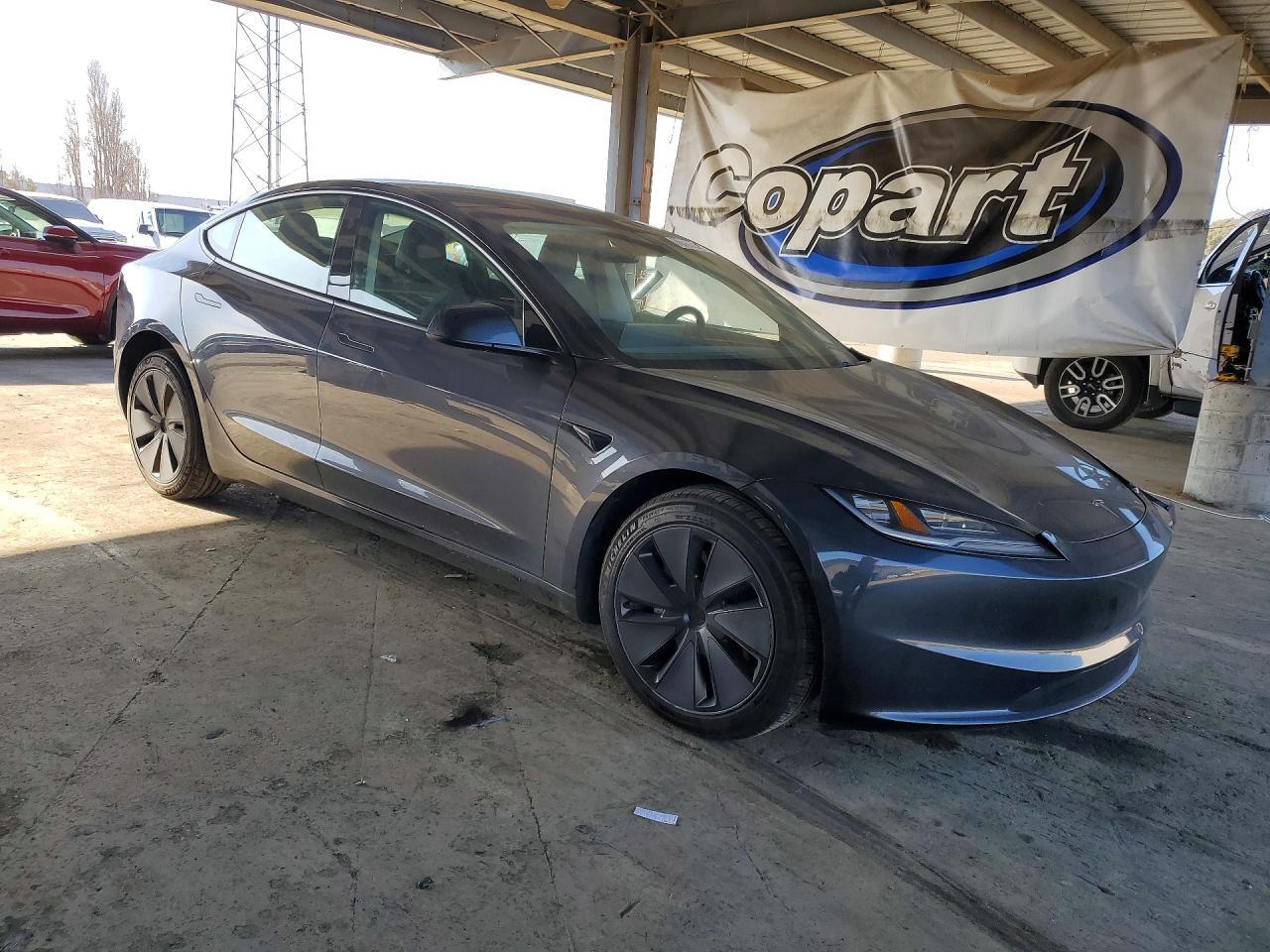 2024 TESLA MODEL 3