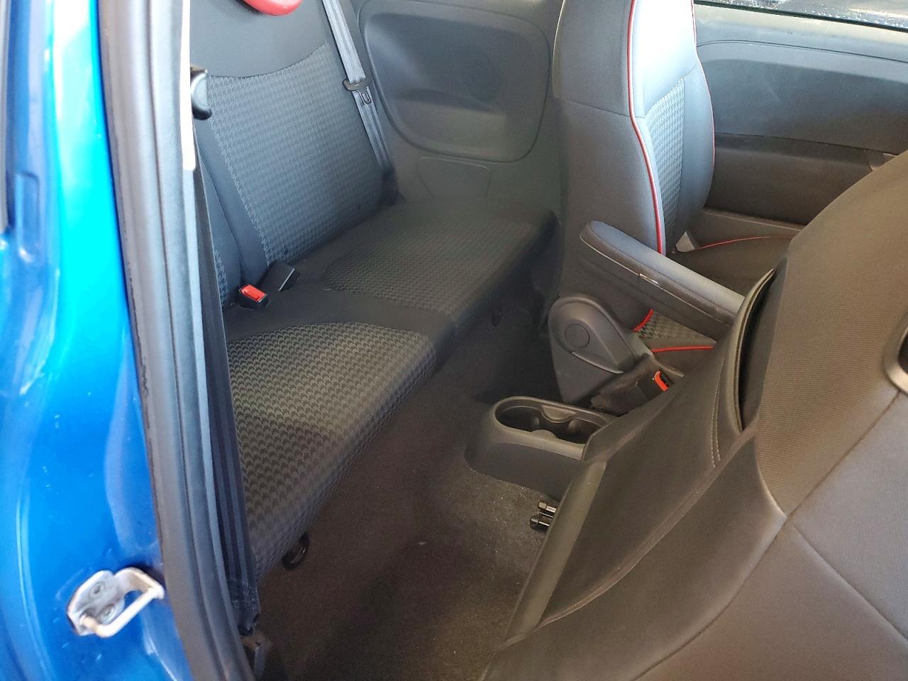 2017 FIAT 500