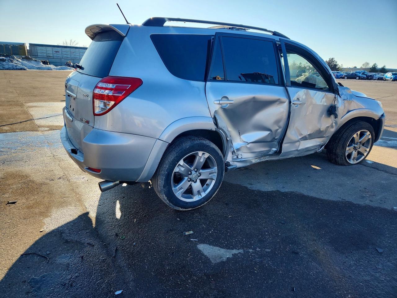 2011 TOYOTA RAV4