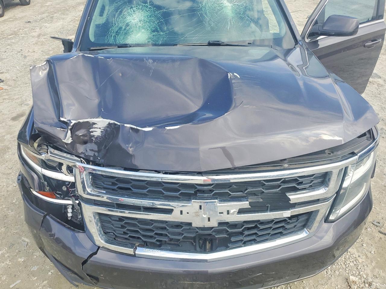 2018 CHEVROLET Suburban