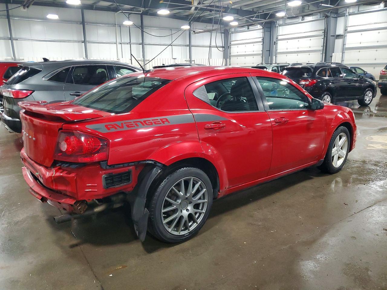 2013 DODGE Avenger