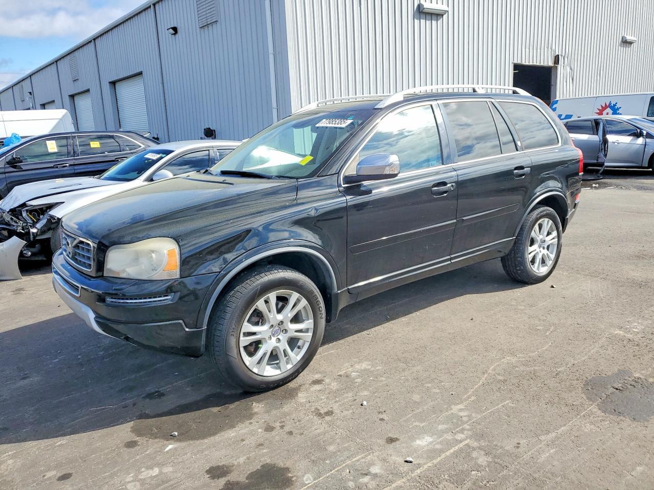 2013 VOLVO XC90