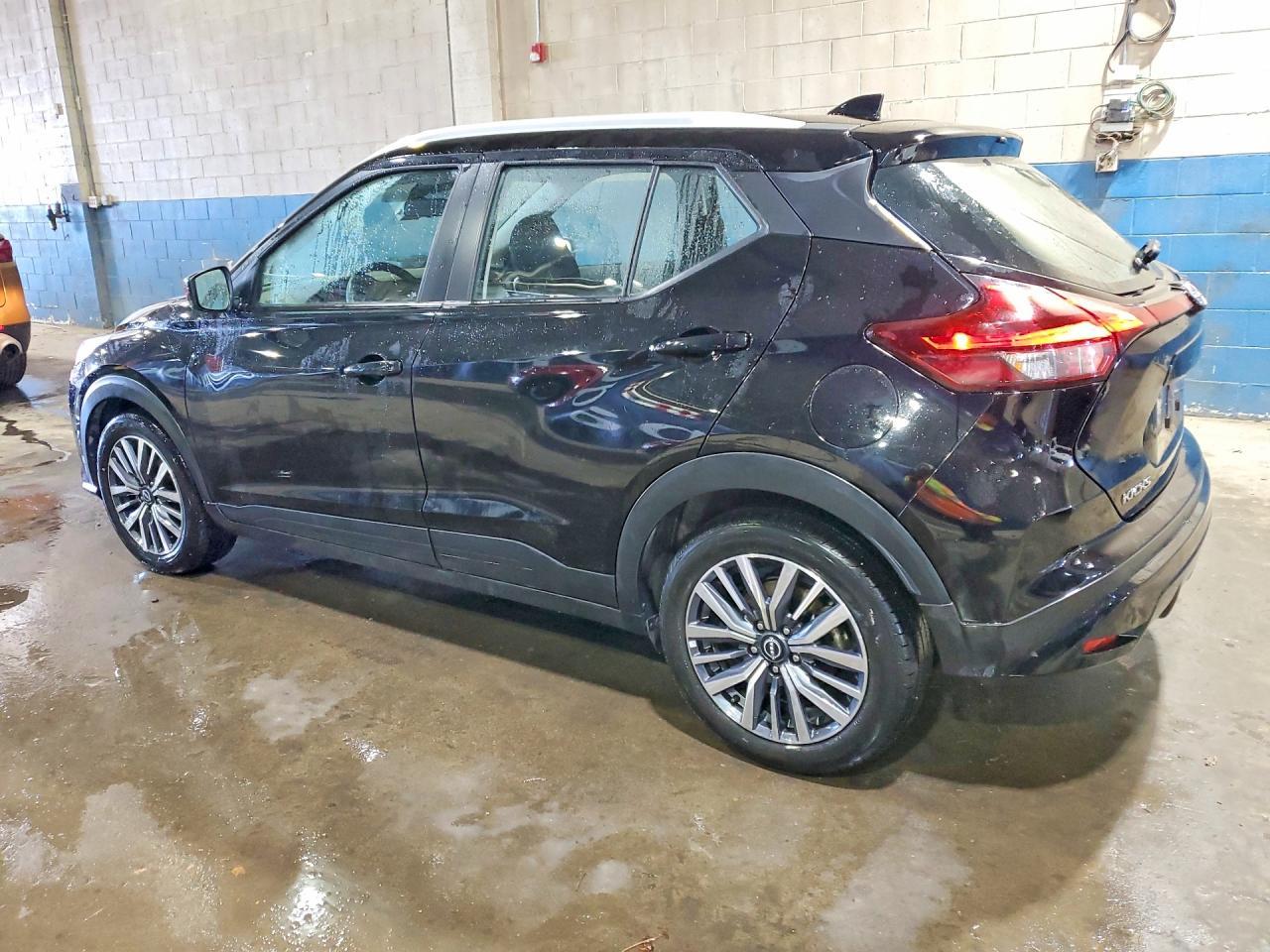 2023 NISSAN KICKS