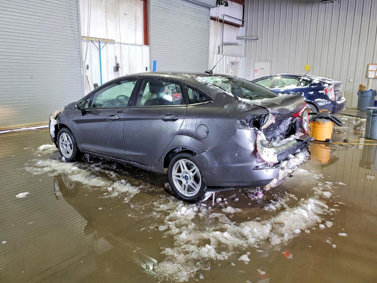2017 FORD Fiesta