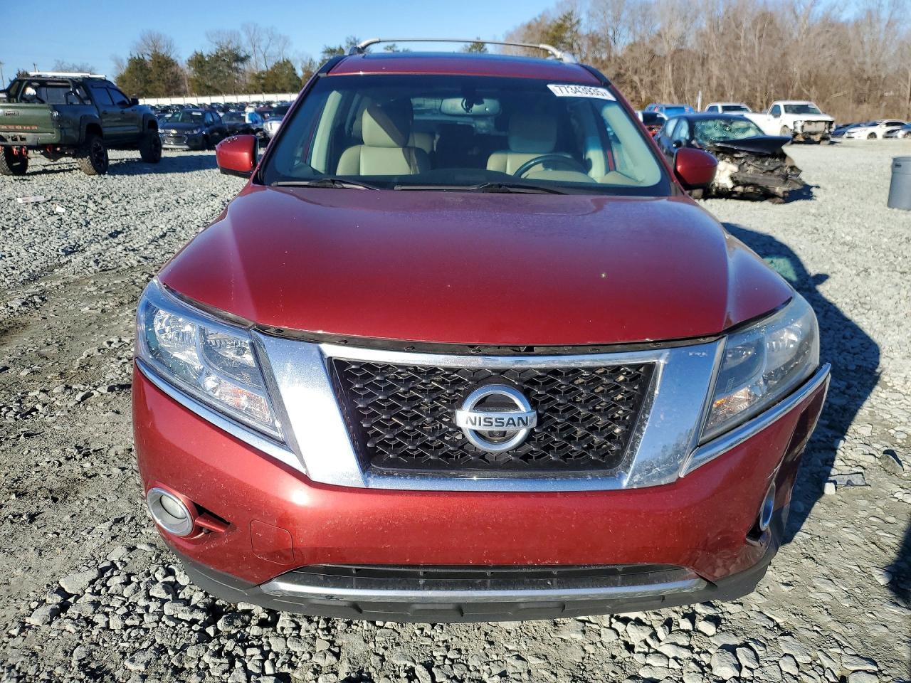 2016 NISSAN PATHFINDER