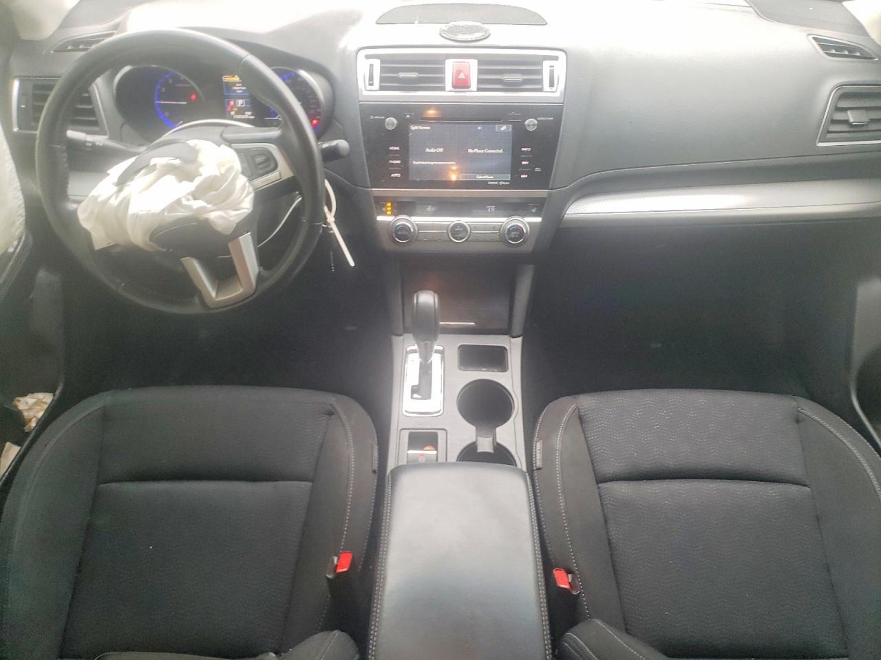 2015 SUBARU Legacy