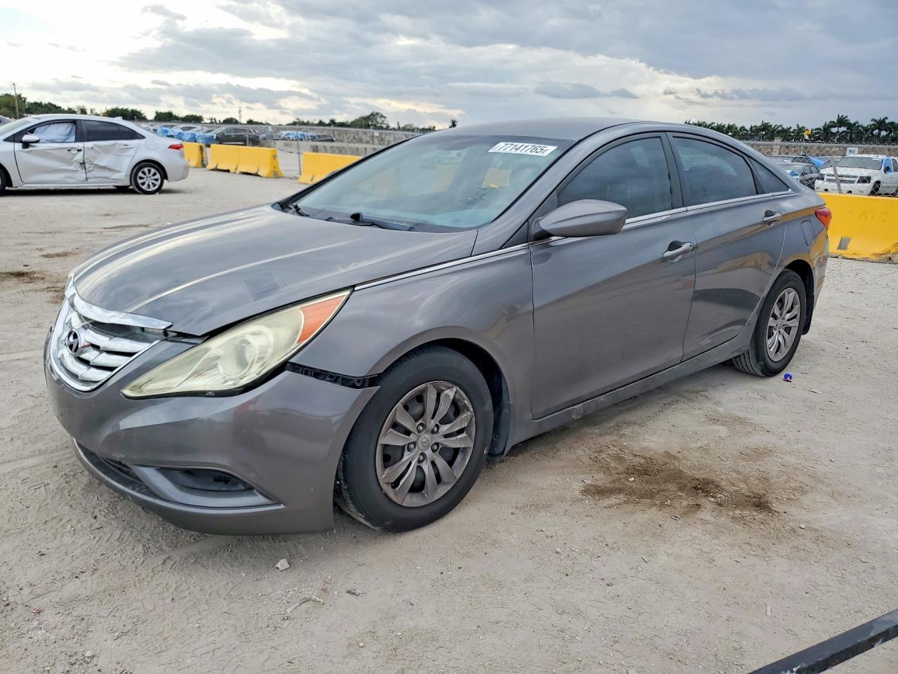 2011 HYUNDAI SONATA