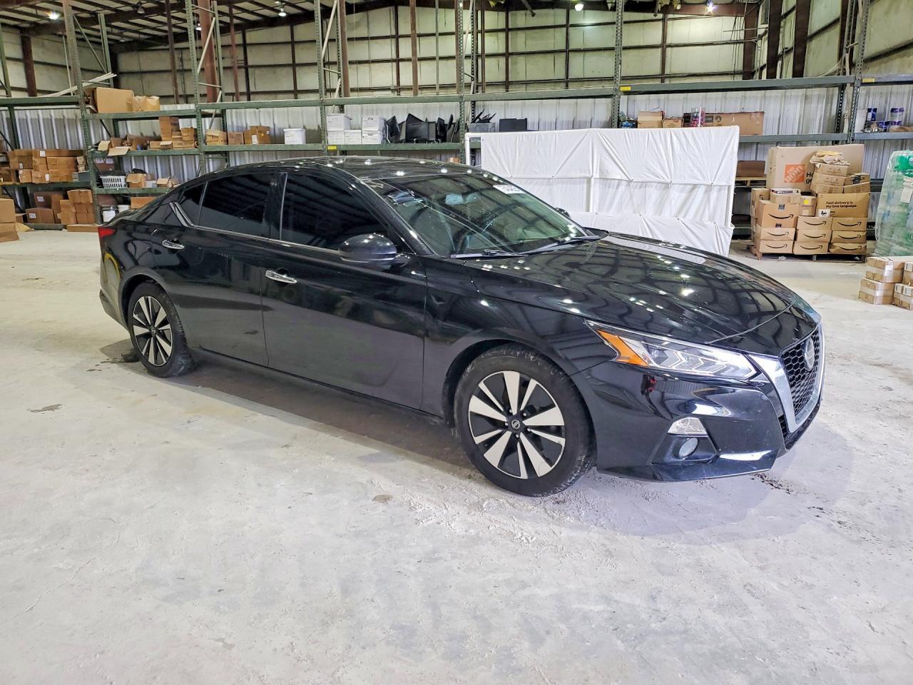 2019 NISSAN ALTIMA