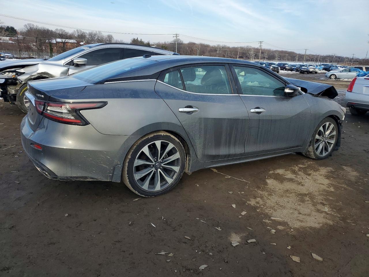 2021 NISSAN Maxima