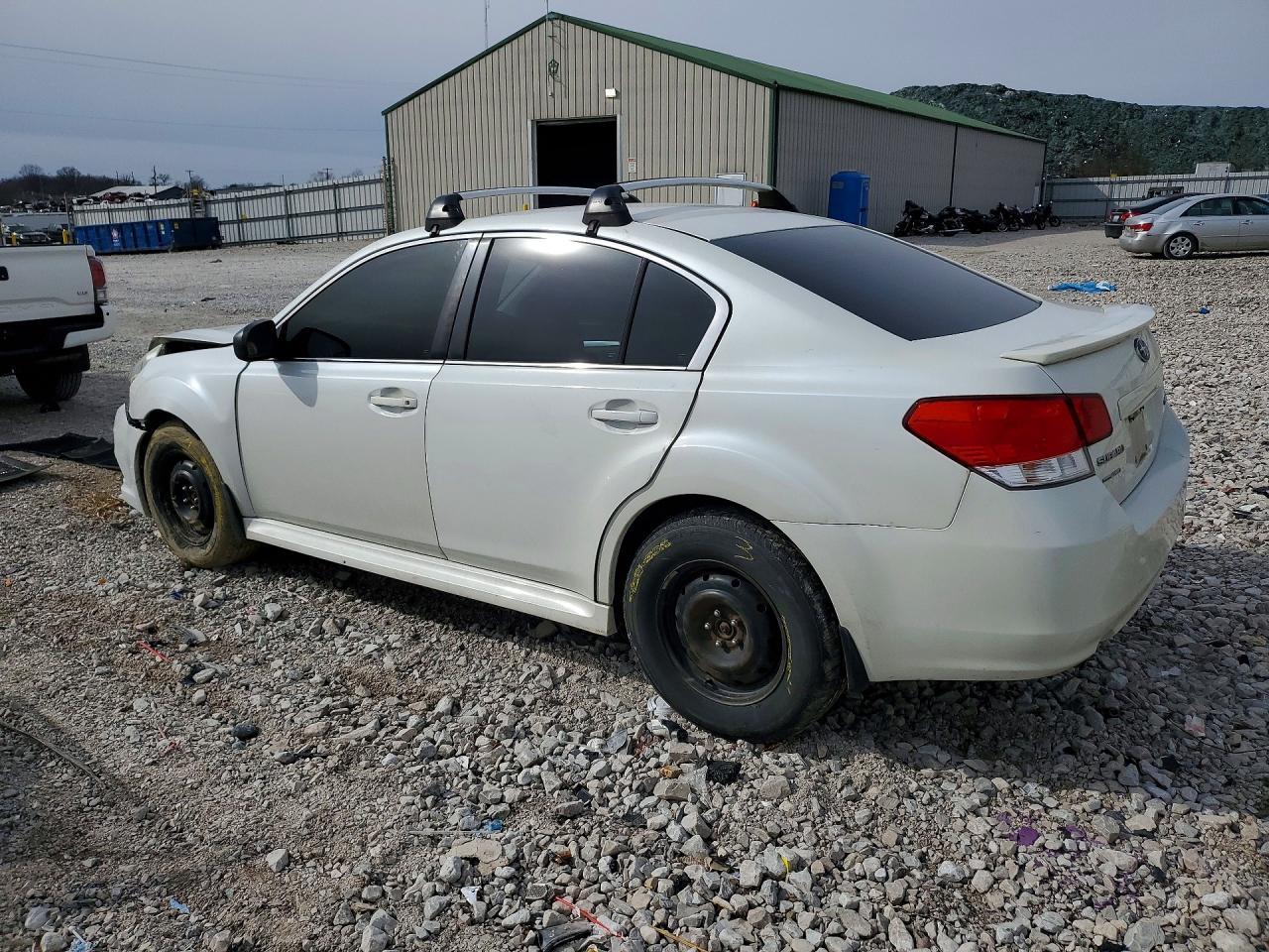 2011 SUBARU Legacy