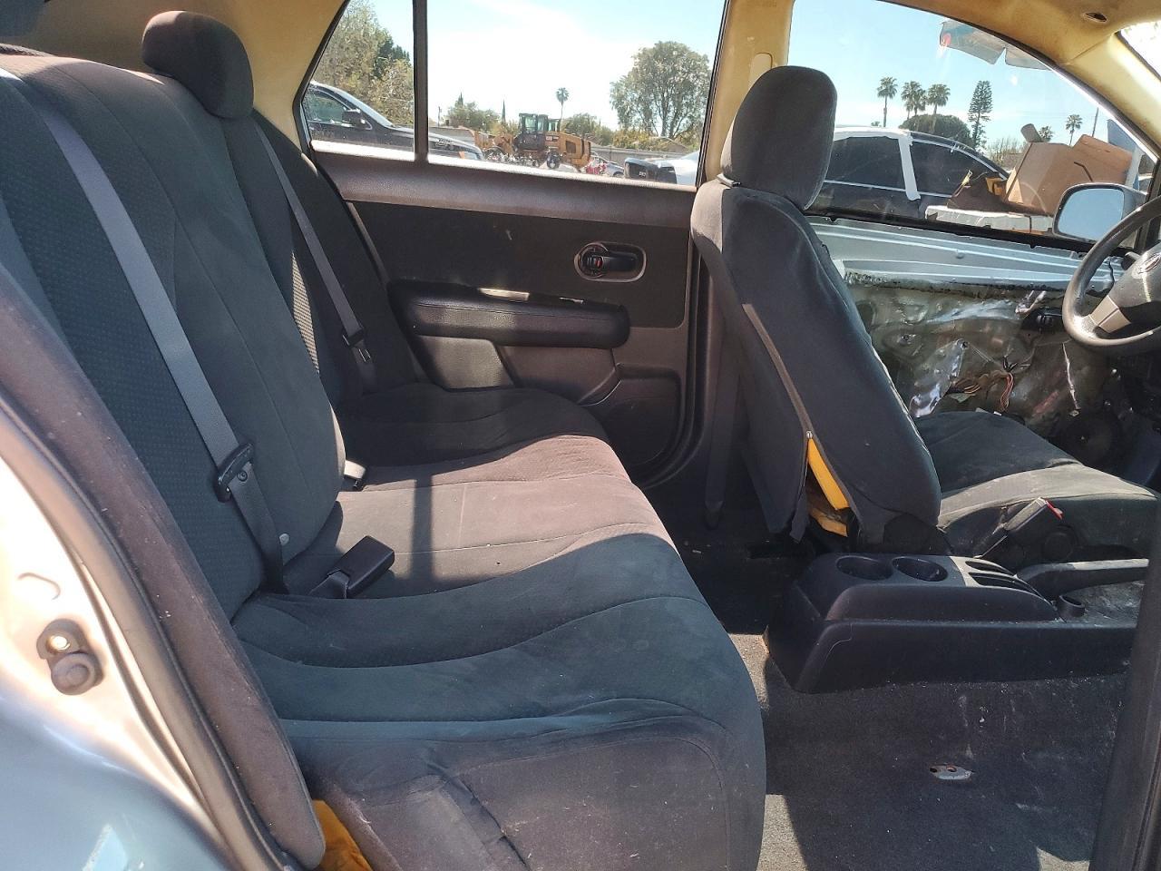 2010 NISSAN VERSA