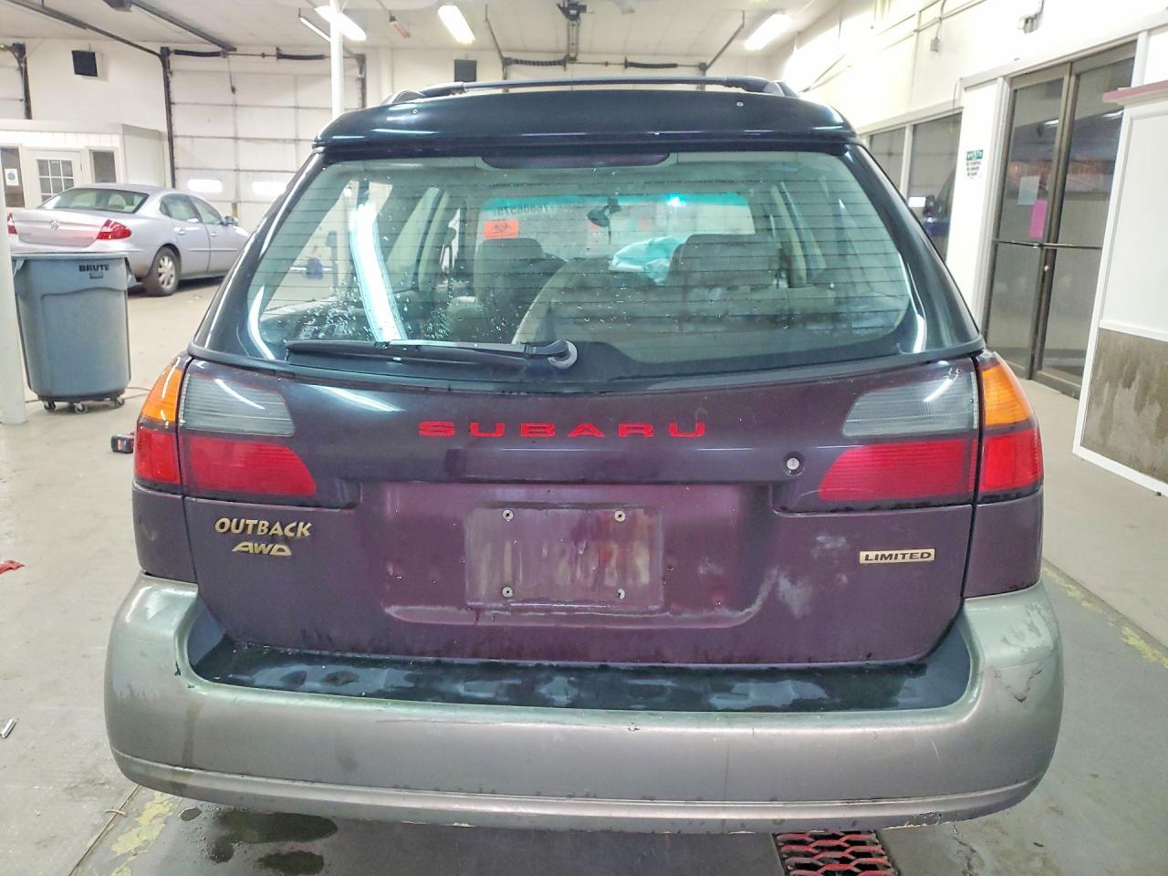 2000 SUBARU Legacy