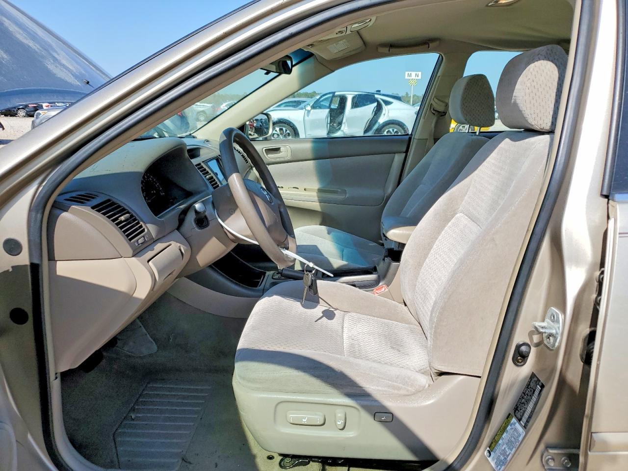2004 TOYOTA CAMRY