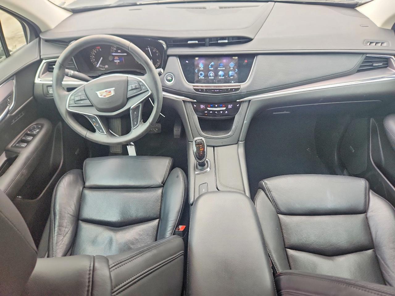 2017 CADILLAC XT5