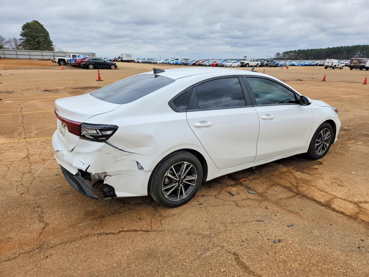 2024 KIA FORTE