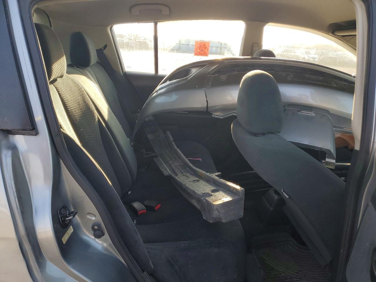 2012 NISSAN VERSA