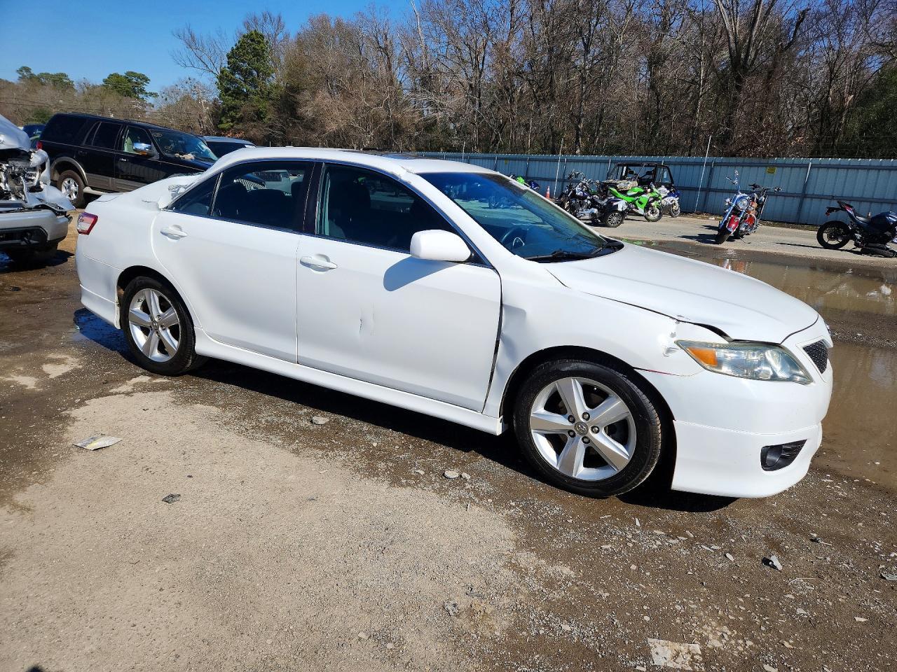 2010 TOYOTA CAMRY