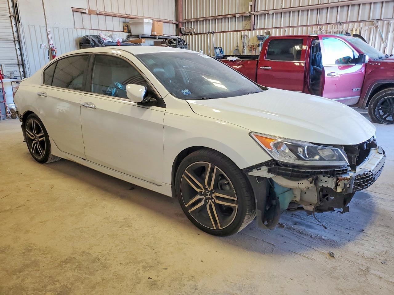 2017 HONDA ACCORD