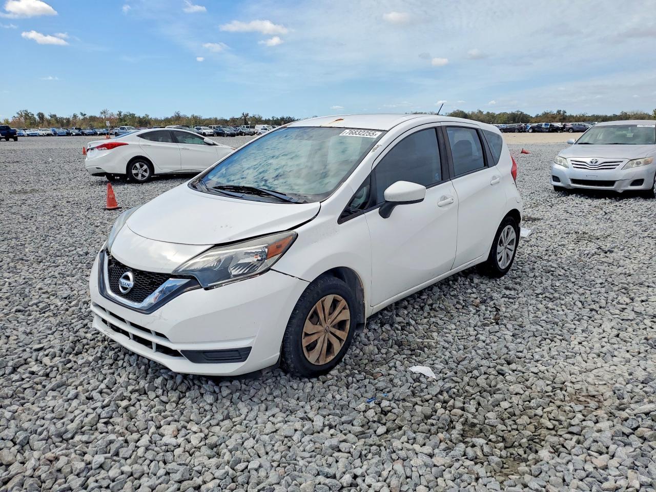 2018 NISSAN Versa Note