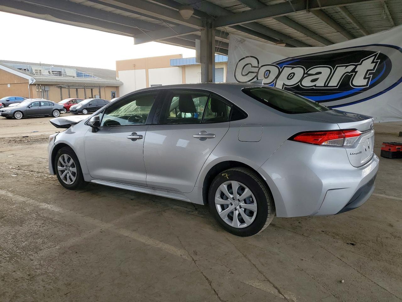 2025 TOYOTA COROLLA