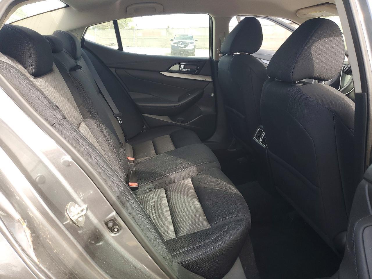 2017 NISSAN Maxima