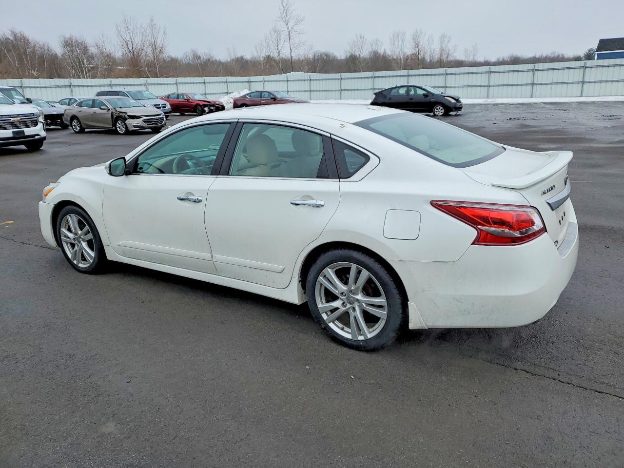 2013 NISSAN ALTIMA