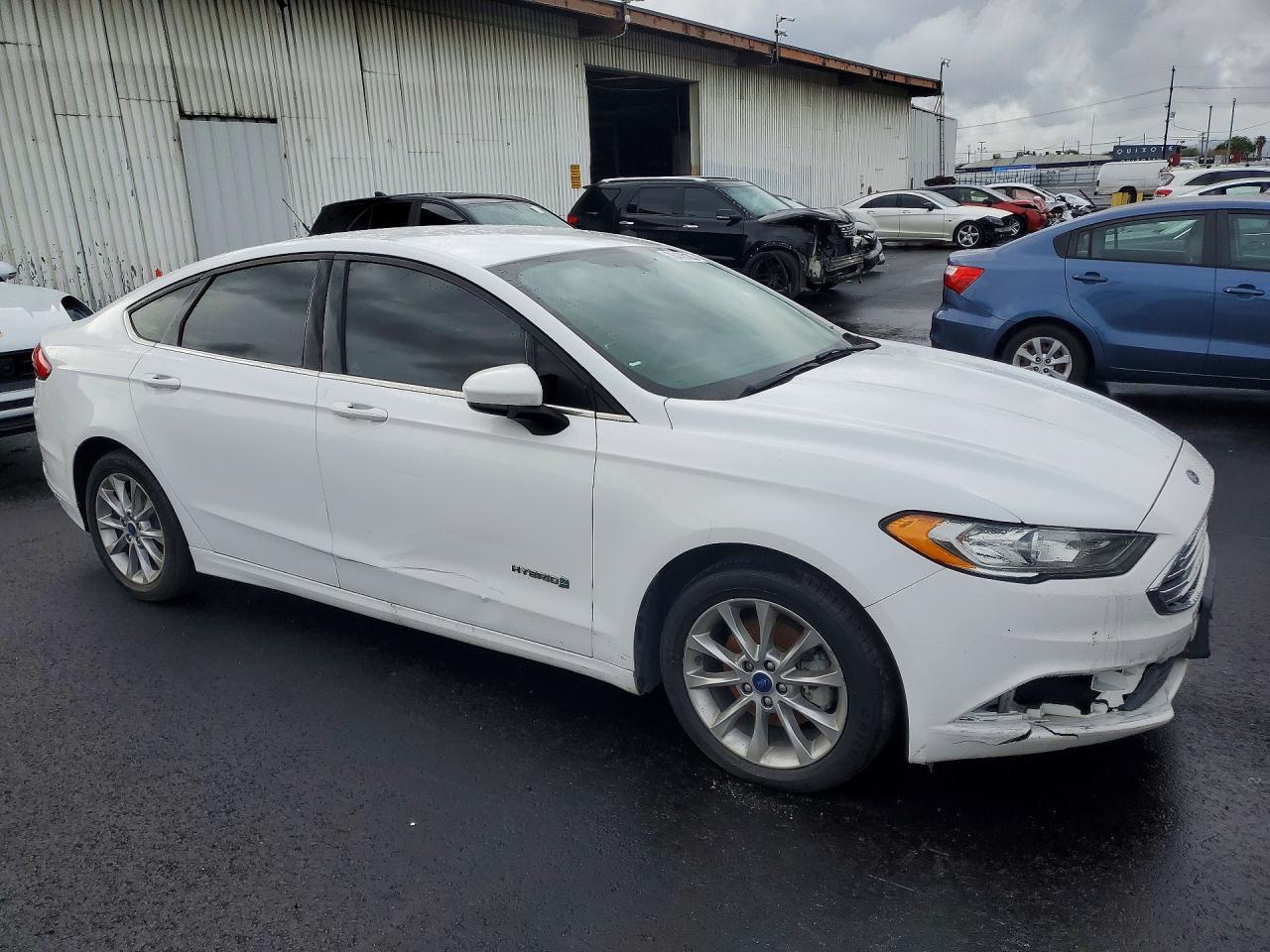 2017 FORD FUSION