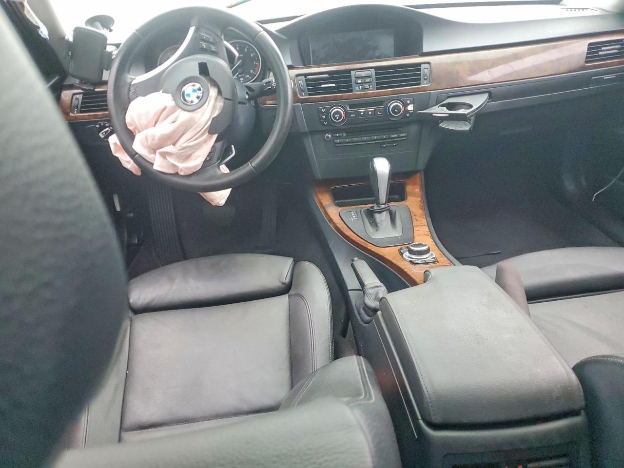 2011 BMW 3 SERIES