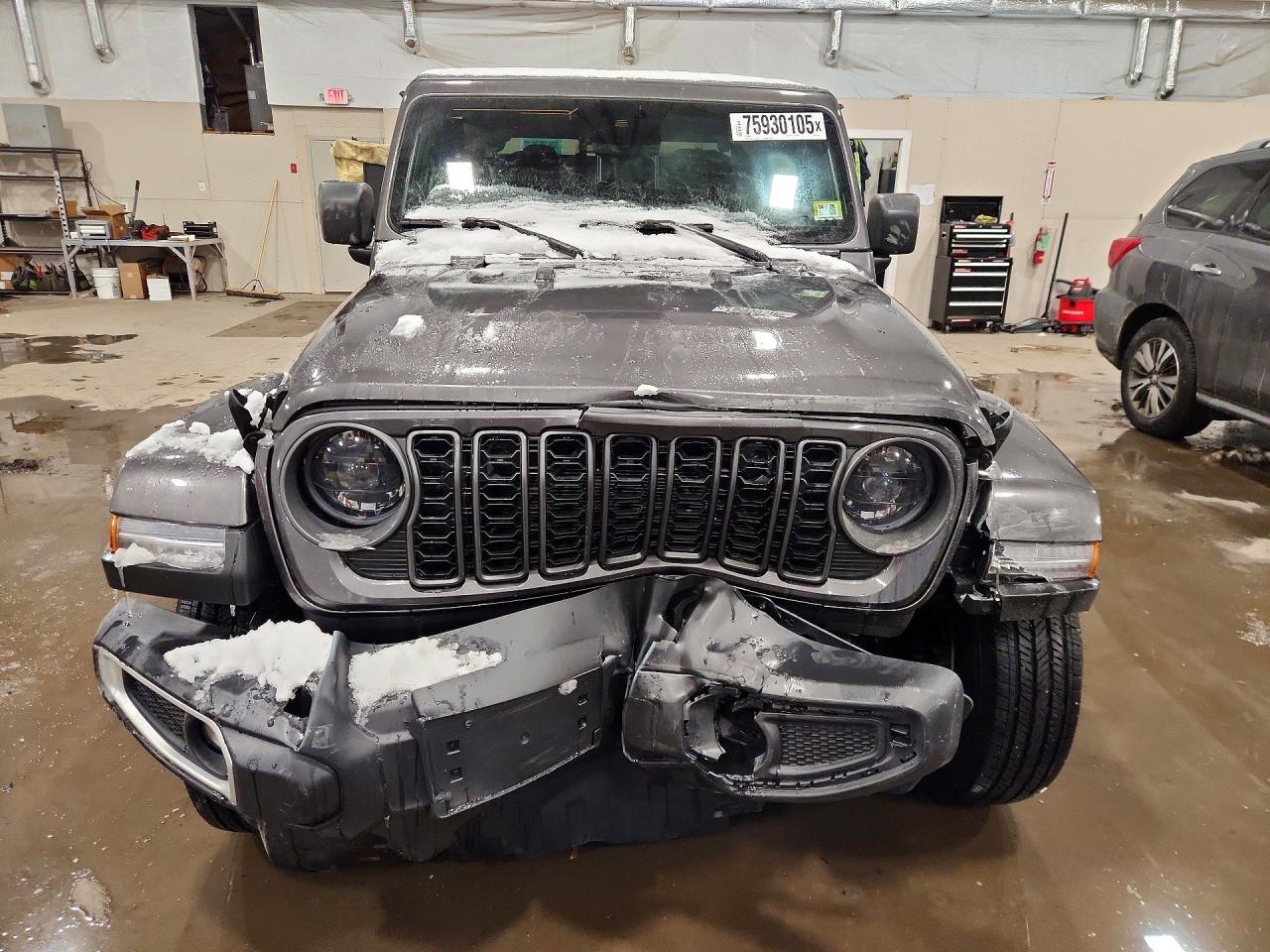 2025 JEEP Gladiator